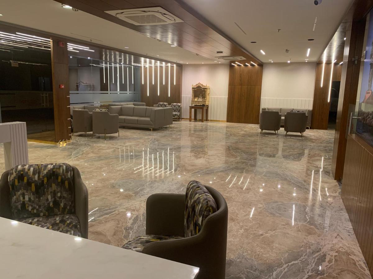 Comfort Inn , Statue Of Unity Kevadia エクステリア 写真