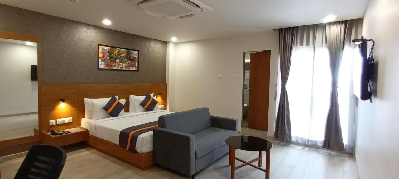 Comfort Inn , Statue Of Unity Kevadia エクステリア 写真