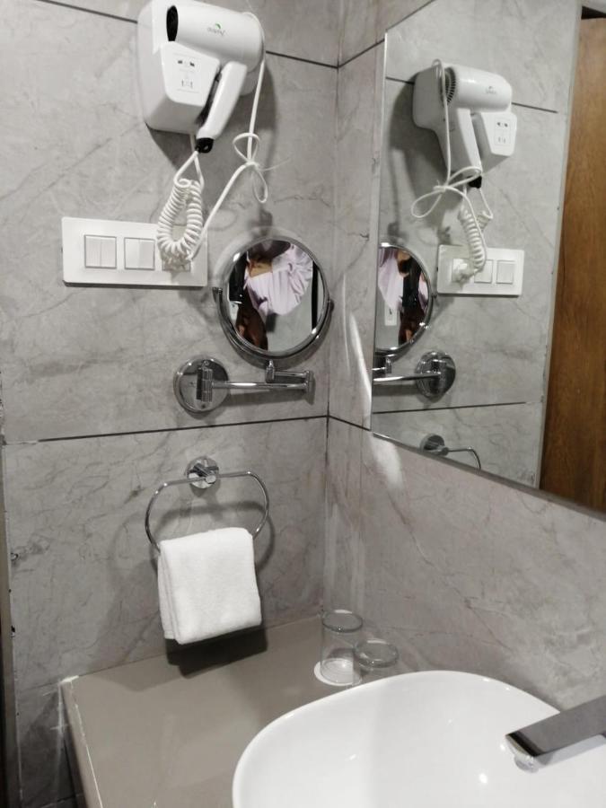 Comfort Inn , Statue Of Unity Kevadia エクステリア 写真
