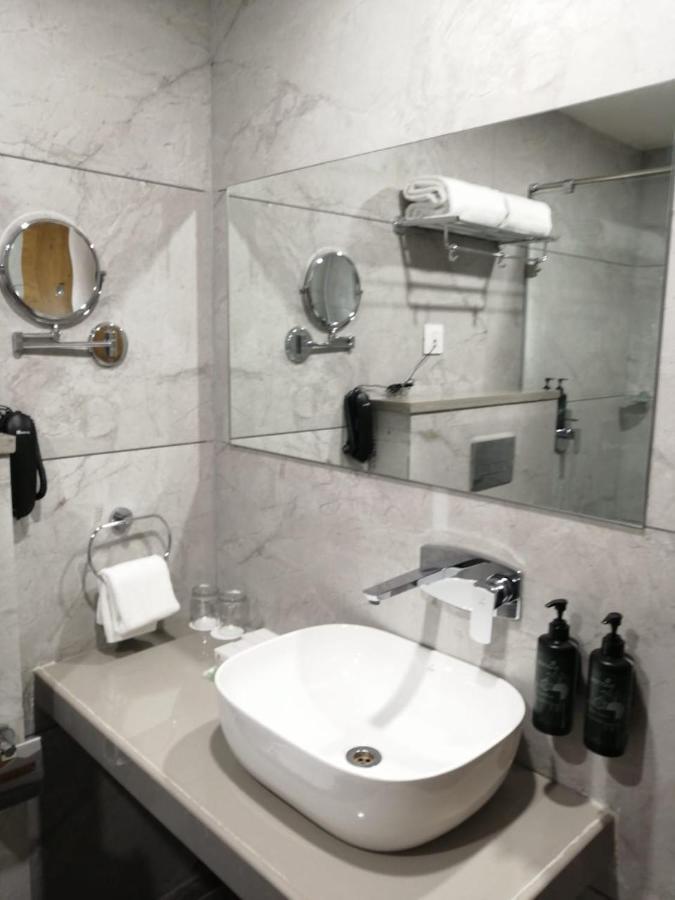 Comfort Inn , Statue Of Unity Kevadia エクステリア 写真