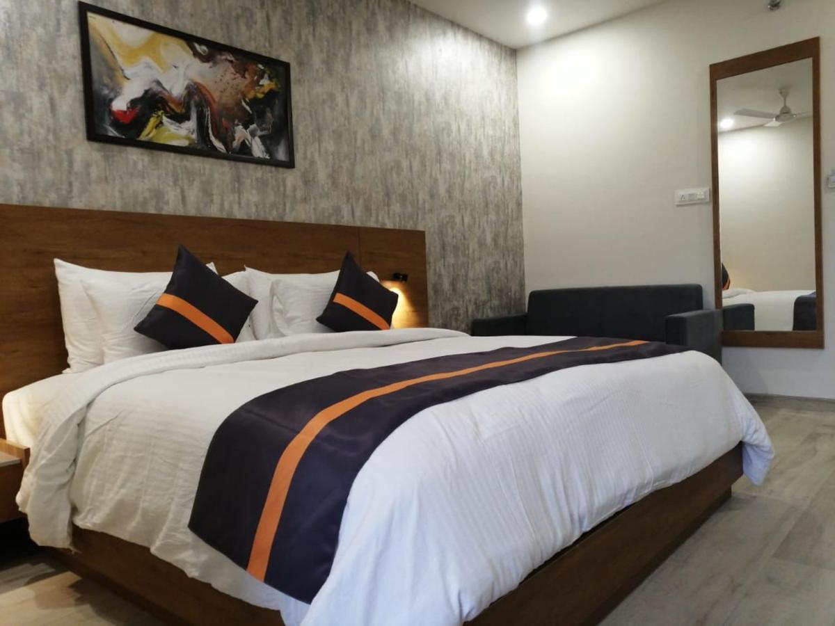 Comfort Inn , Statue Of Unity Kevadia エクステリア 写真
