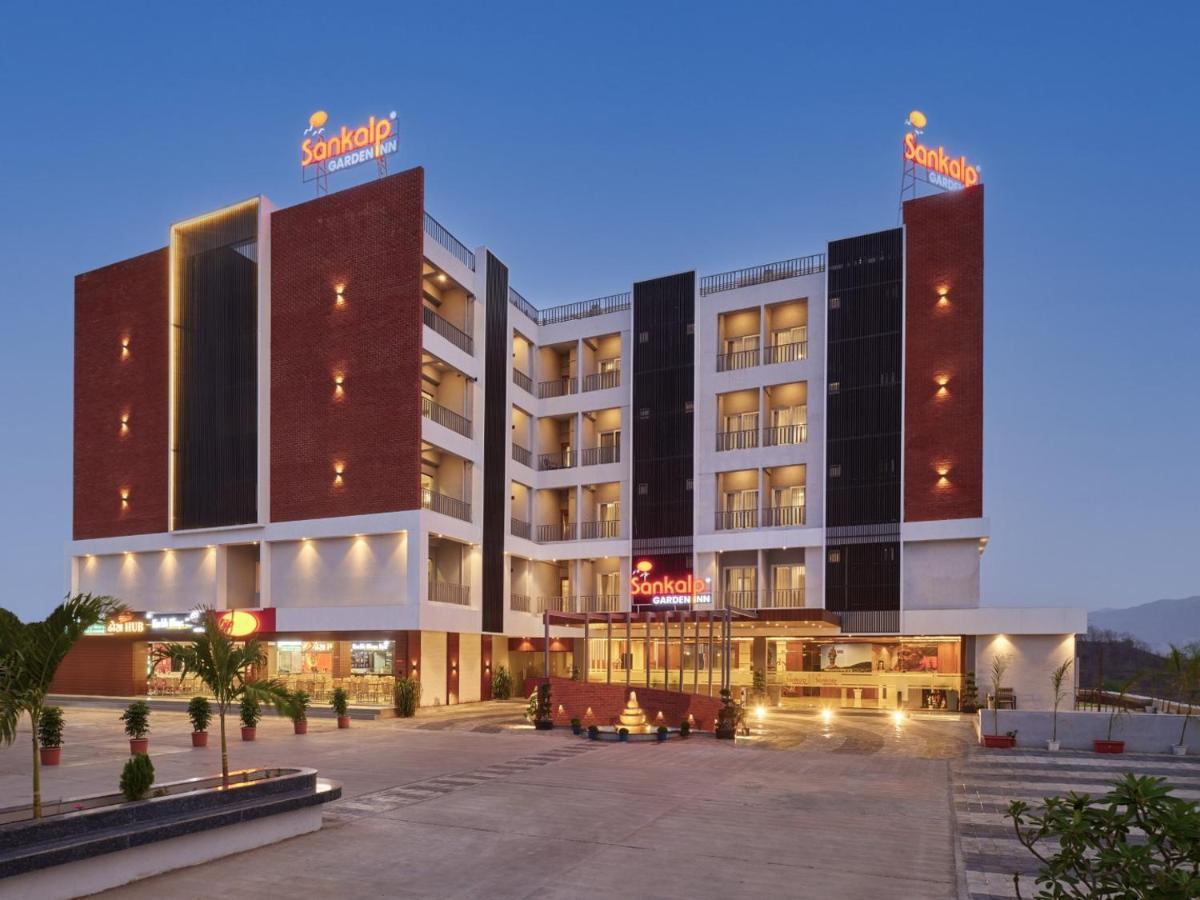 Comfort Inn , Statue Of Unity Kevadia エクステリア 写真