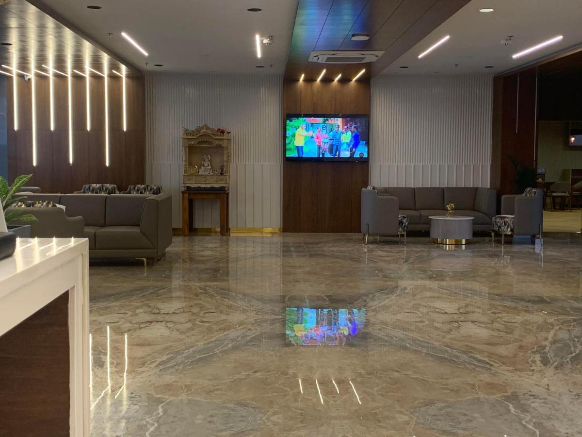 Comfort Inn , Statue Of Unity Kevadia エクステリア 写真