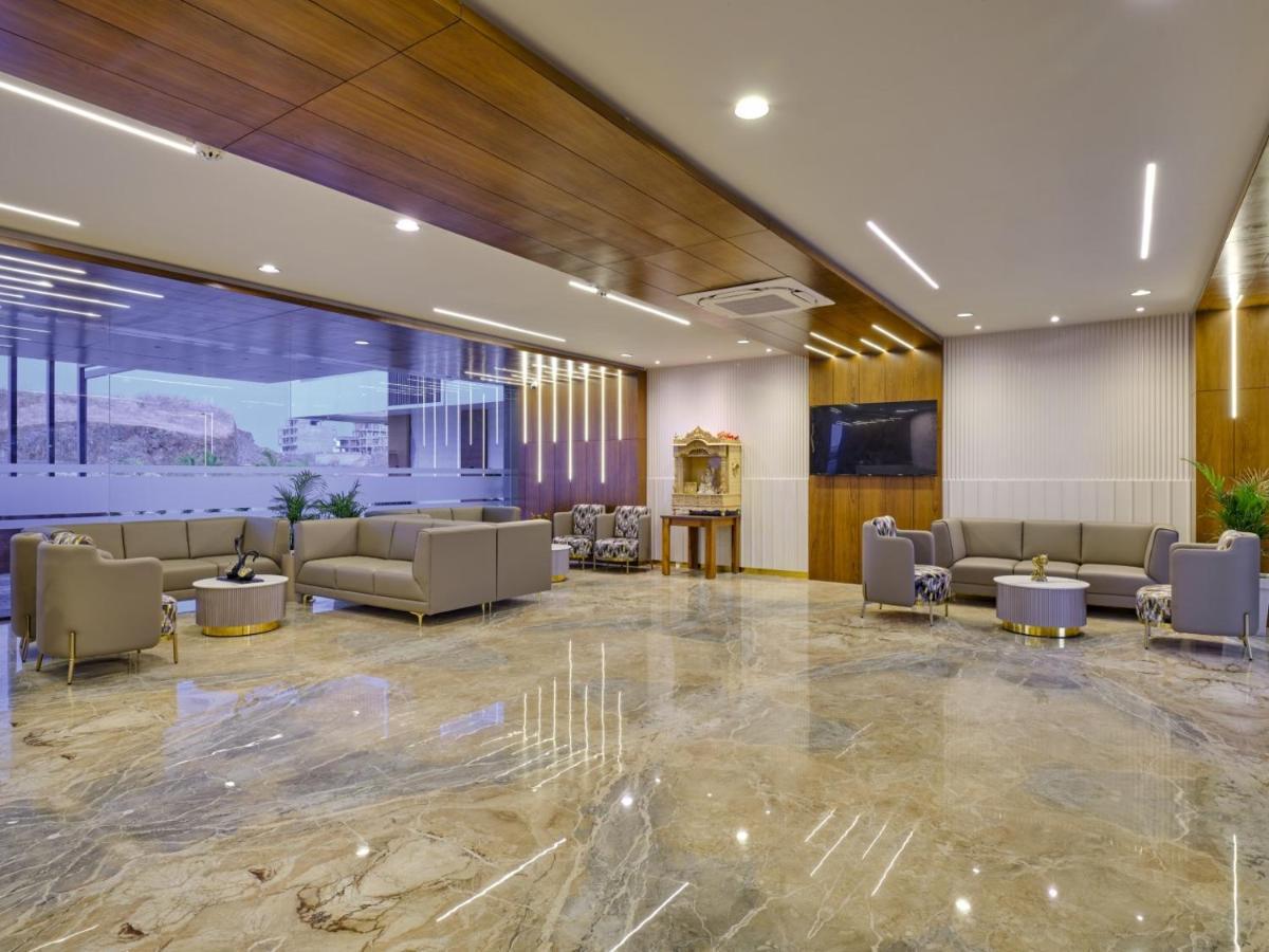Comfort Inn , Statue Of Unity Kevadia エクステリア 写真
